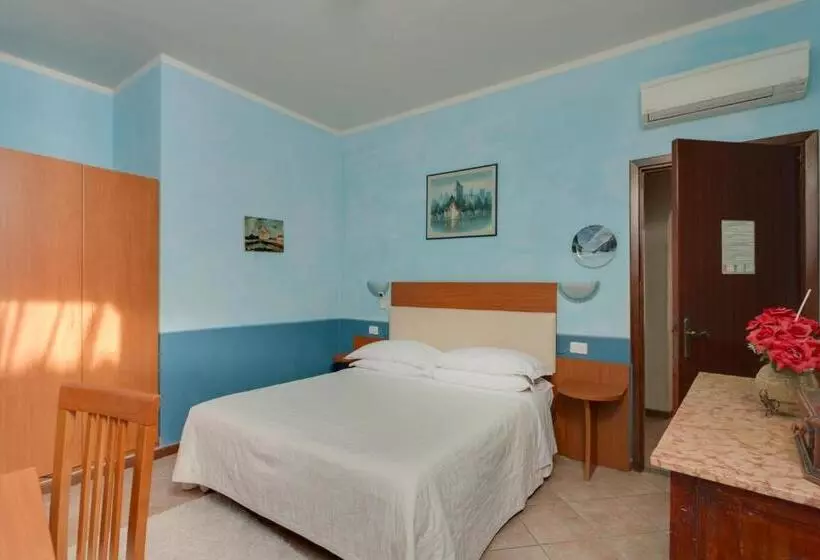اتاق استاندارد با سرویس بهداشتی مشترک, Casa Billi