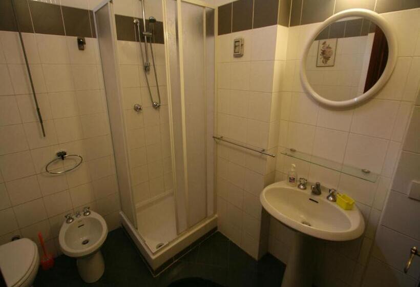 اتاق استاندارد پریمیوم سه تخته, Casa Billi