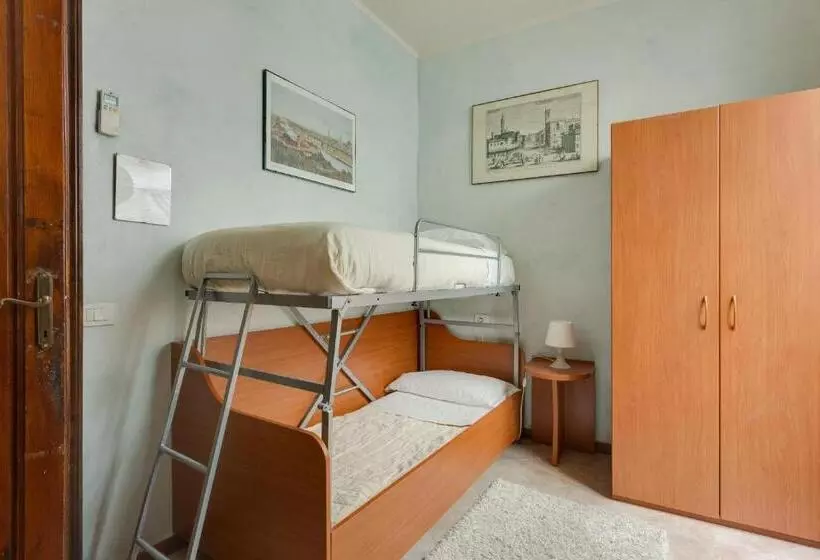اتاق اکونومی با حمام مشترک, Casa Billi