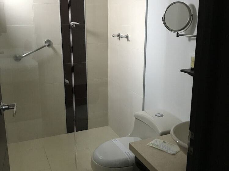 Delüks Oda, Casa Farallones