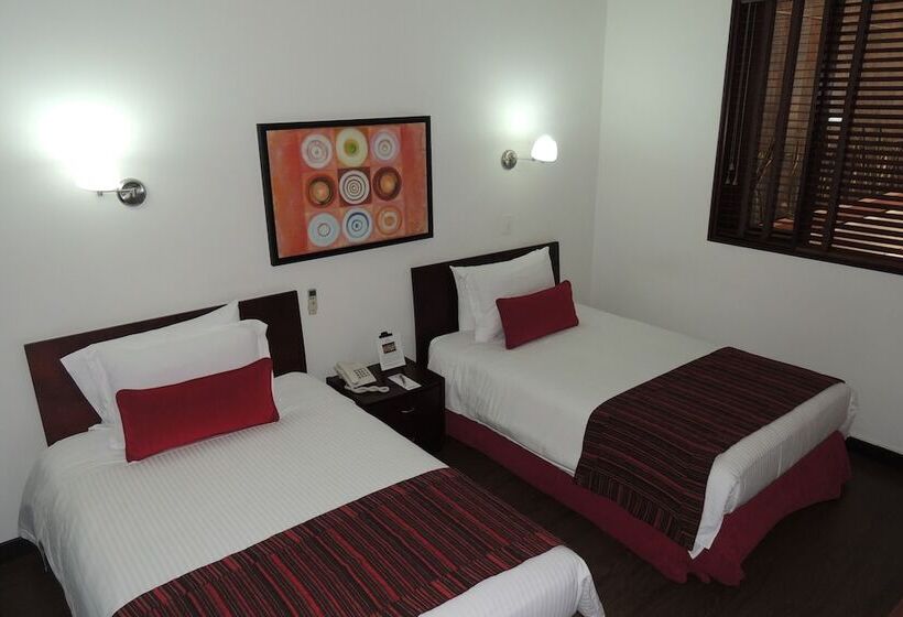 Delüks Oda, Casa Farallones