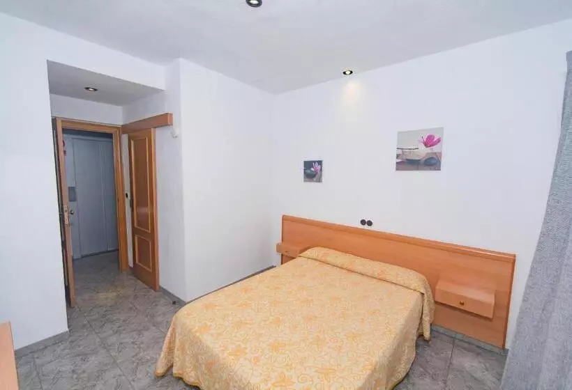 اتاق استاندارد, Hostal Virginia