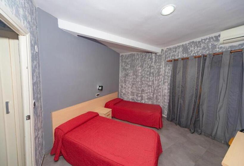 Номер Стандарт, Hostal Virginia