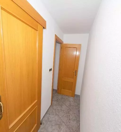 اتاق استاندارد سه نفره, Hostal Virginia