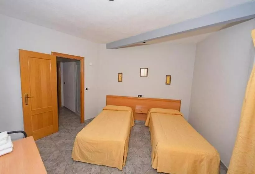 اتاق استاندارد, Hostal Virginia