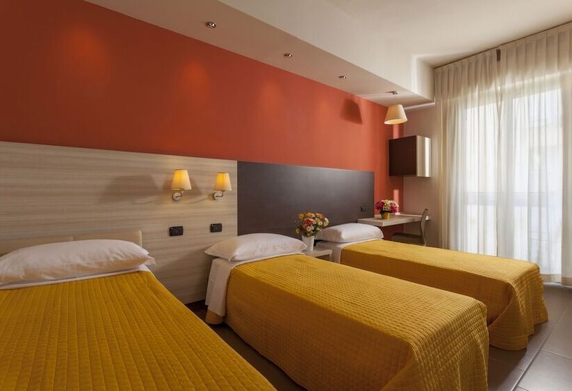 スタンダードトリプルルーム, Aurora Mare