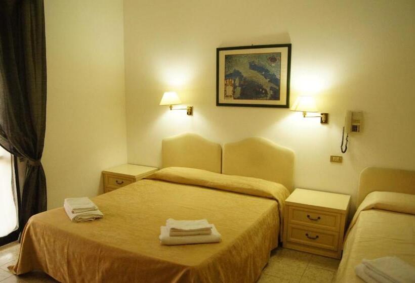 חדר סטנדרט לשלושה, Avana Mare