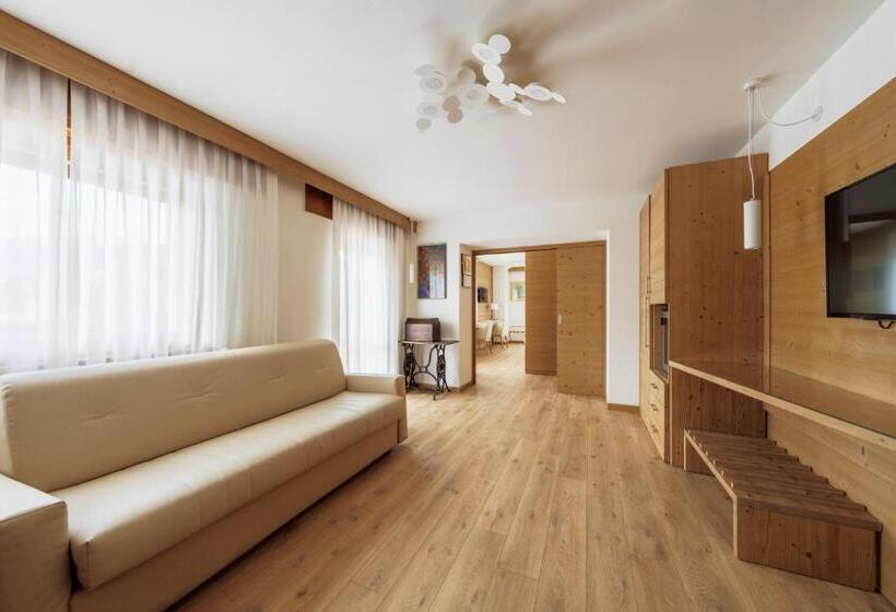 Люкс с Балконом, Barisetti Sport