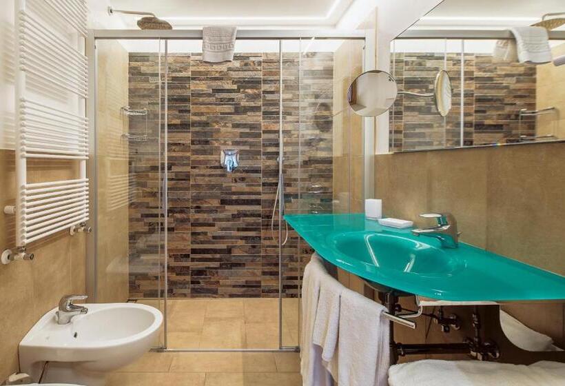 Номер Superior, Barisetti Sport