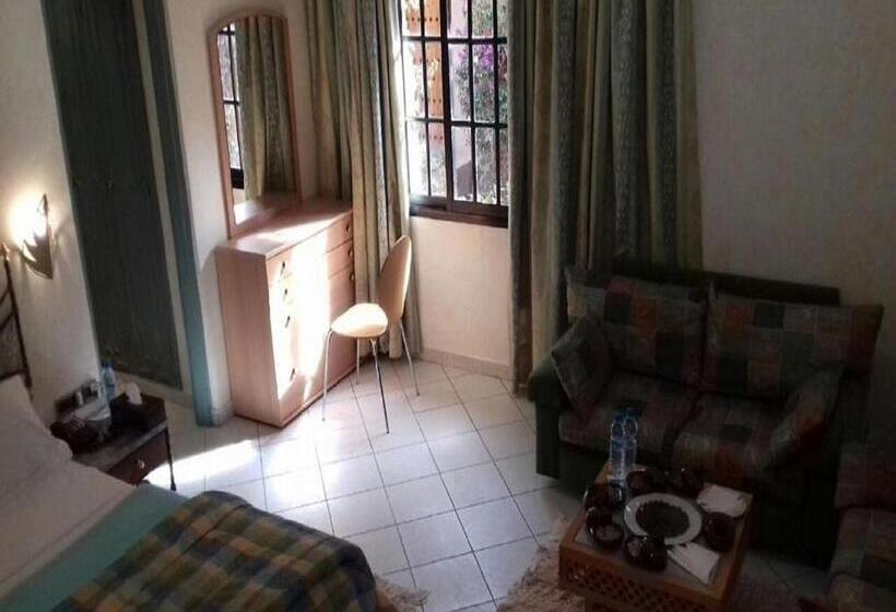 سوئیت با تخت بزرگ, Belere Arfoud