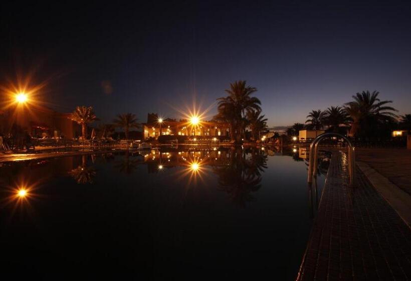 سوئیت با تخت بزرگ, Belere Arfoud