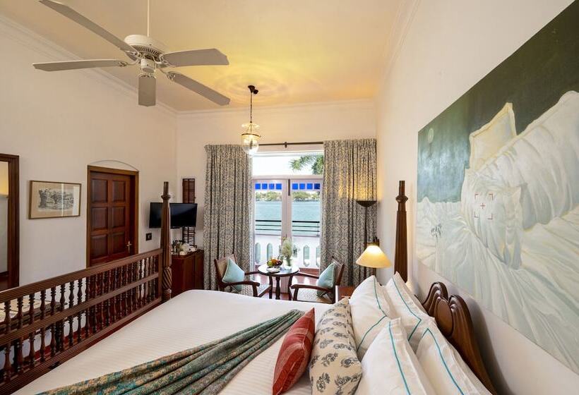 اتاق استاندارد, Brunton Boatyard A Cgh Earth Experience