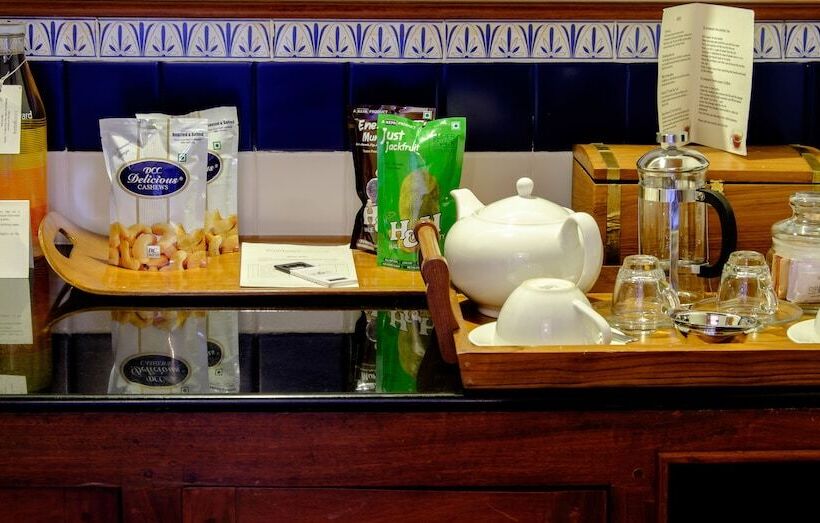 اتاق استاندارد, Brunton Boatyard A Cgh Earth Experience