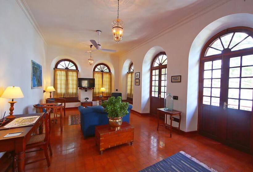 اتاق استاندارد, Brunton Boatyard A Cgh Earth Experience