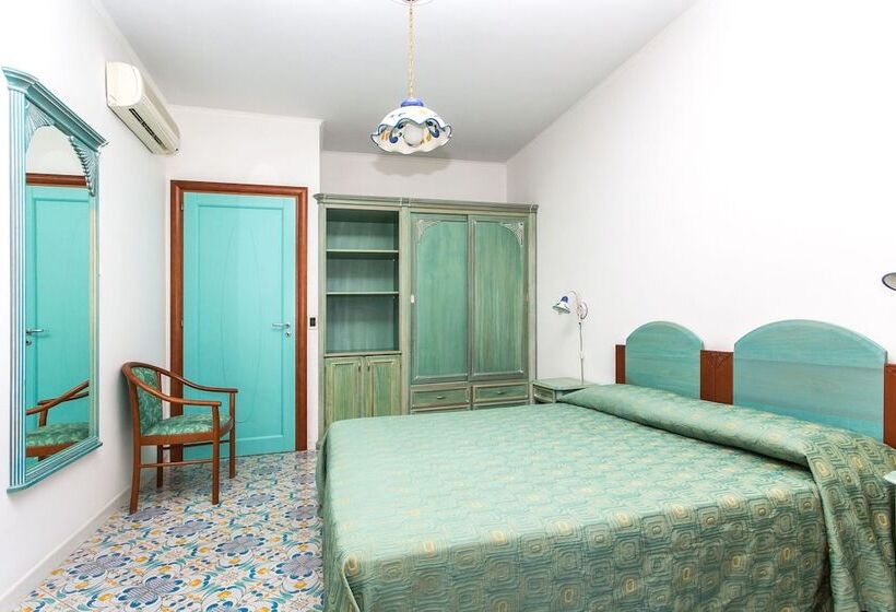 Апартаменты 2 Спальни, Club Residence Martinica