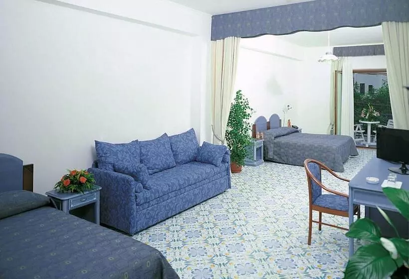 اتاق استاندارد چهار تخته, Club Residence Martinica