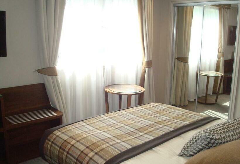 Quarto Estandar, Cruachan