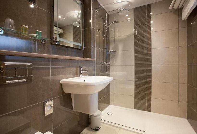 수피리어 룸, Cruachan