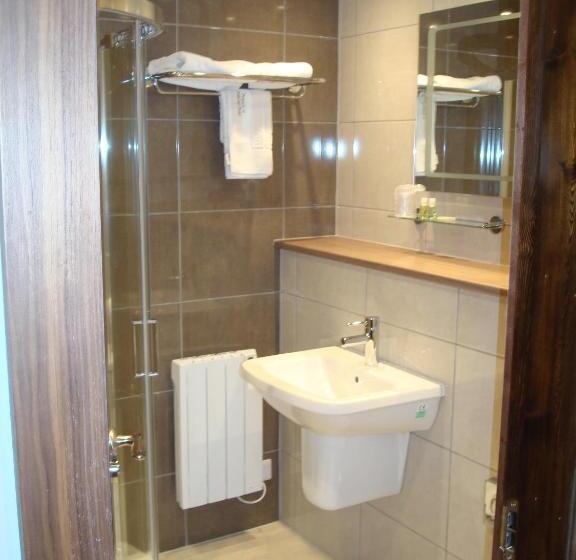 수피리어 싱글 룸, Cruachan