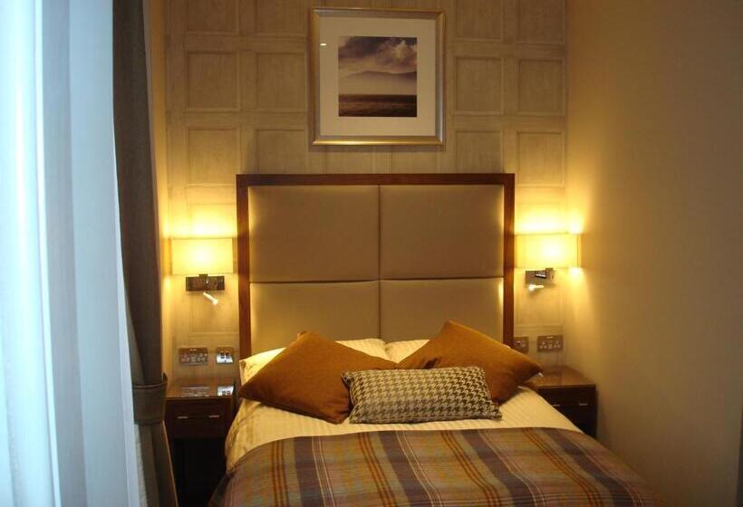 패밀리 룸, Cruachan