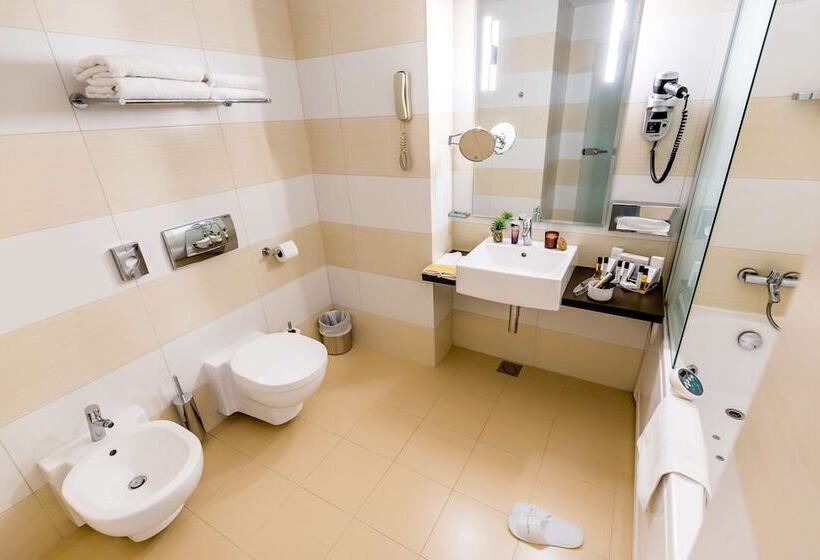 エクゼクティブルーム, Golden Tulip Ana Tower Sibiu