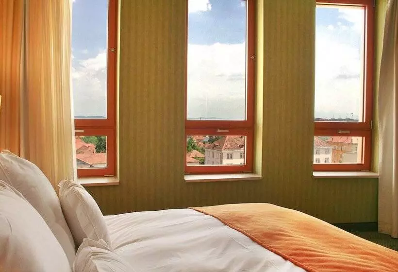 اتاق اجرایی, Golden Tulip Ana Tower Sibiu