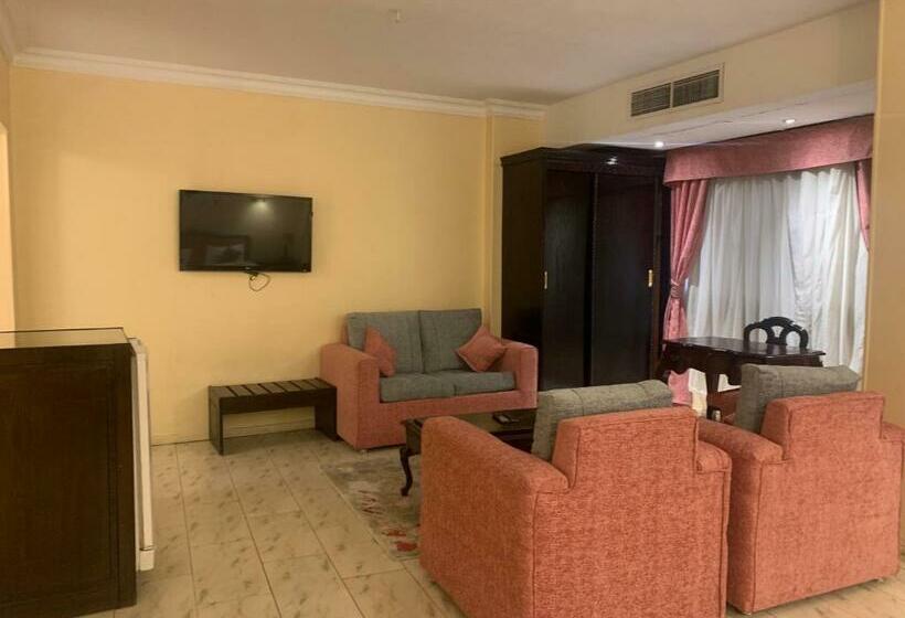 سوییت اجرایی, Holidays Express