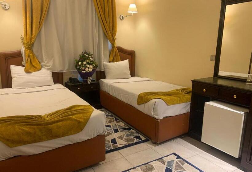 اتاق کلاسیک, Holidays Express