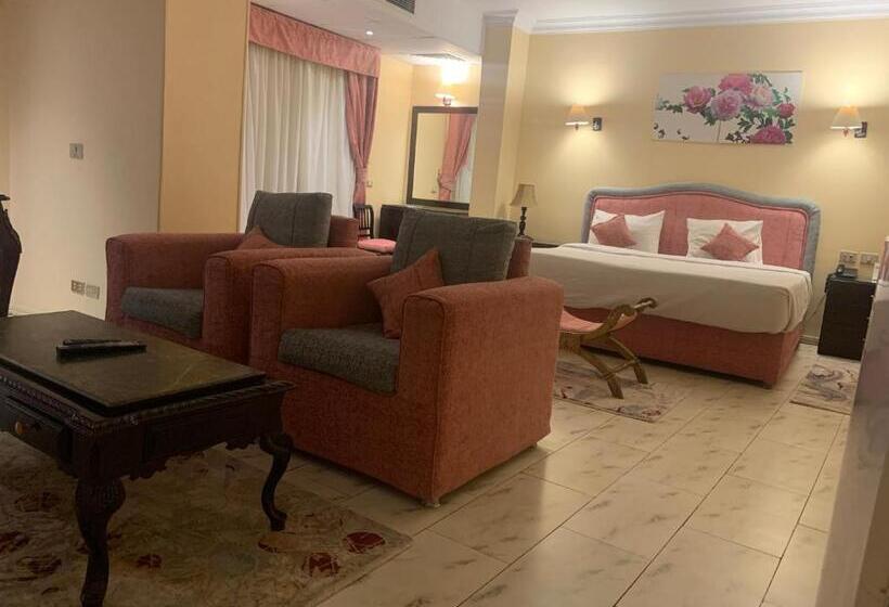 سوییت اجرایی, Holidays Express