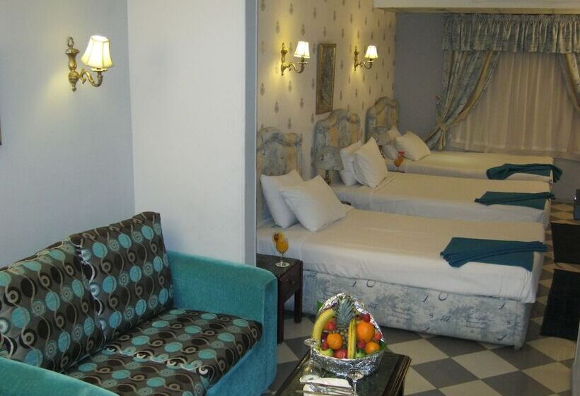 سوییت جونیور, Holidays Express