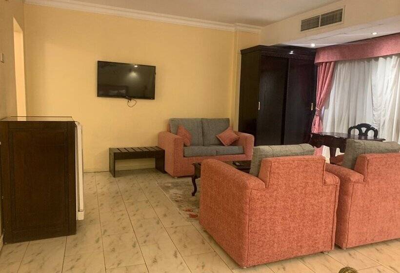 سوییت اجرایی, Holidays Express