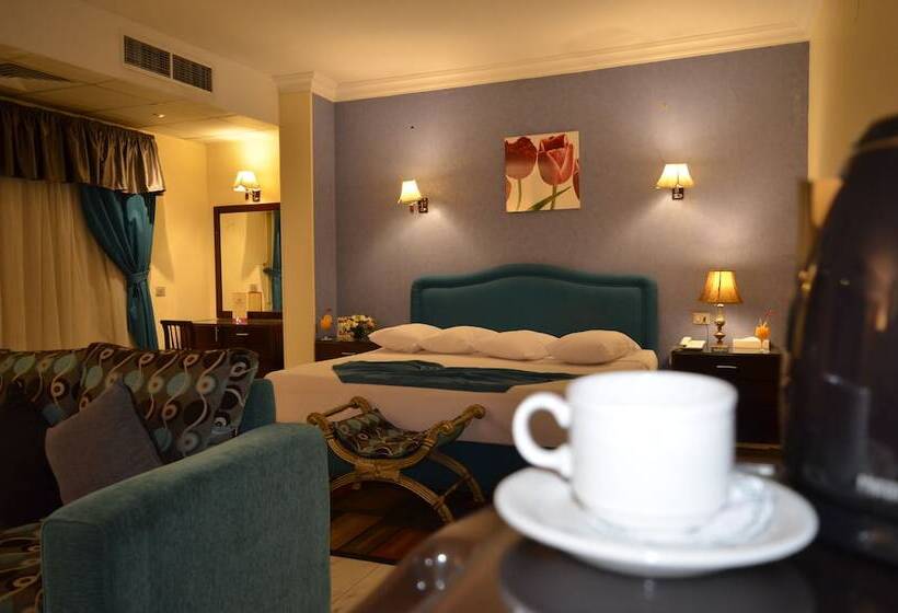 سوییت اجرایی, Holidays Express