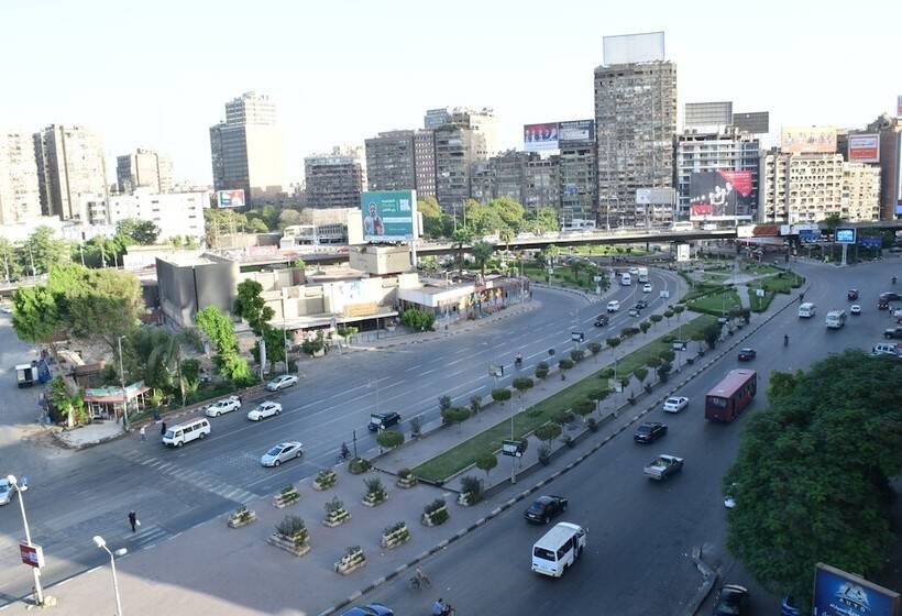 اتاق سوپریور سه تخته, Holidays Express