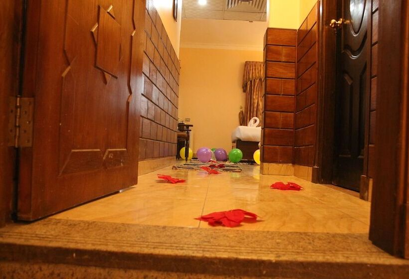 اتاق لوکس با تخت بزرگ, Holidays Express