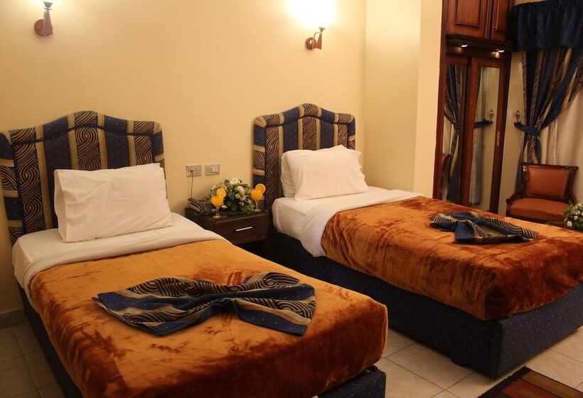 اتاق لوکس, Holidays Express
