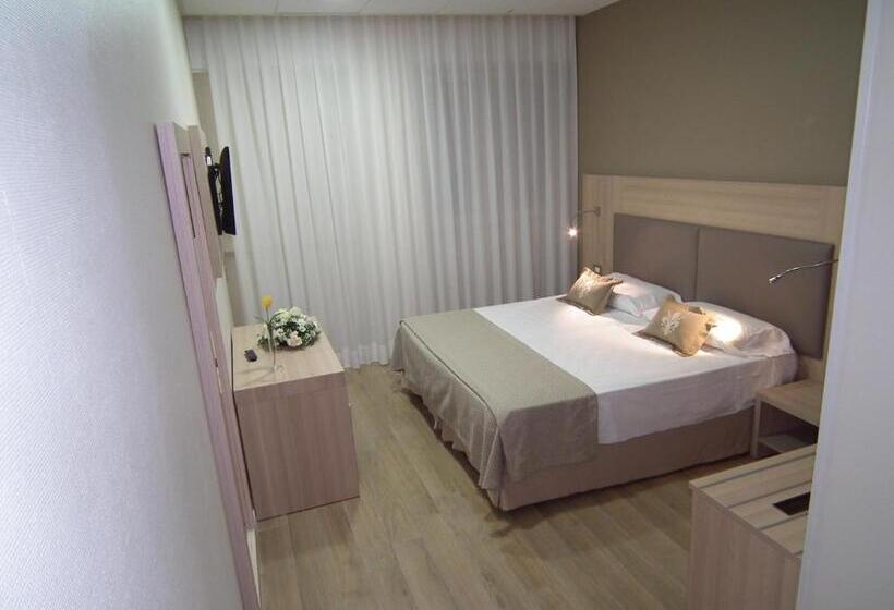 Номер Superior, I Gigli