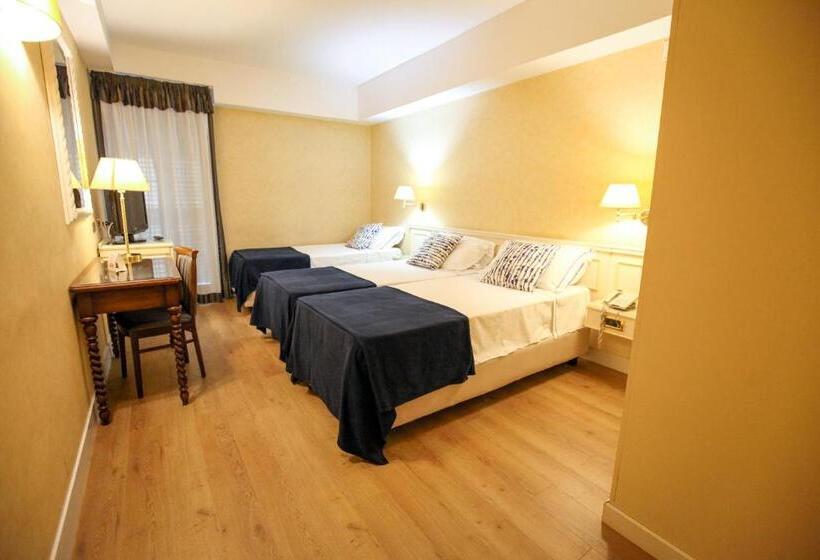 Номер Стандарт Трехместный, I Gigli