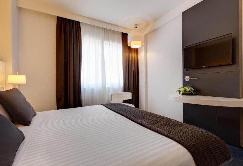 חדר סטנדרט, Ih Hotels Roma Z3