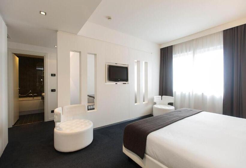 חדר אקזקיוטיב, Ih Hotels Roma Z3