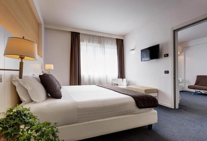 סוויטת ג'וניור, Ih Hotels Roma Z3