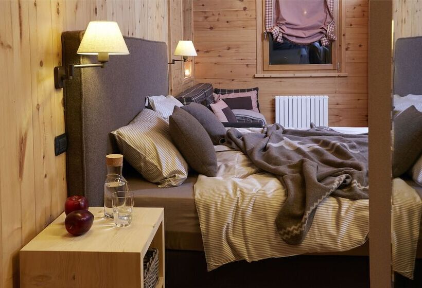 带阳台的三人标准间, La Genzianella Bormio