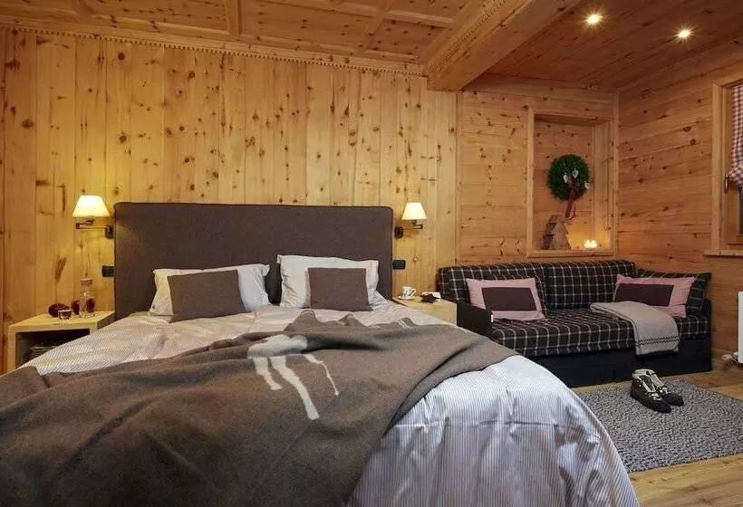 اتاق استاندارد سه تخته با بالکن, La Genzianella Bormio