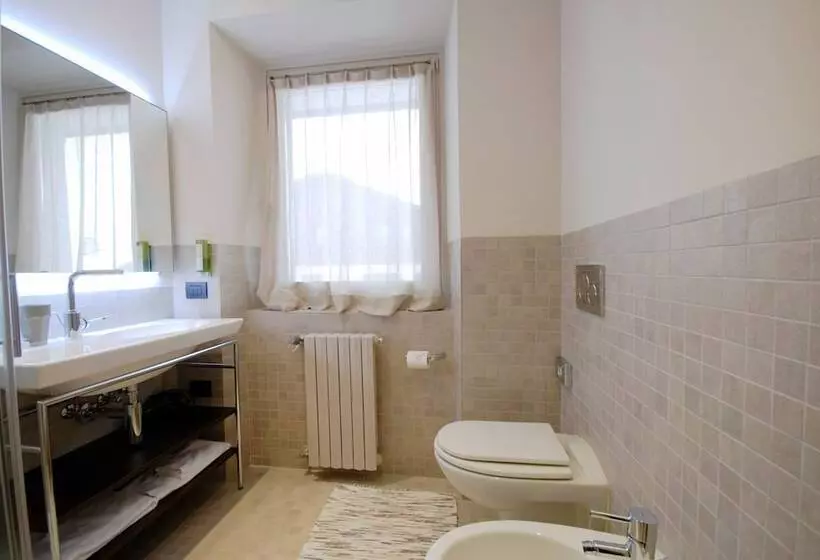 اتاق استاندارد, La Genzianella Bormio