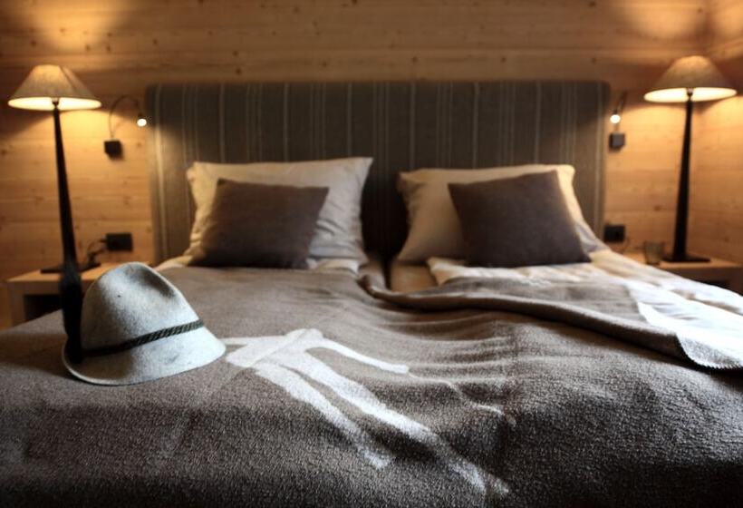 山の見えるスーペリアルーム, La Genzianella Bormio