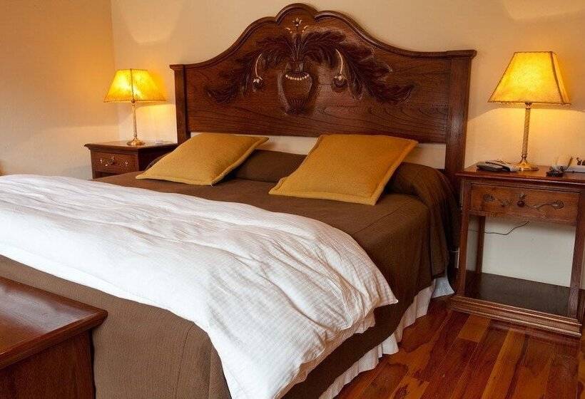 Номер Deluxe, Marques De Tojo