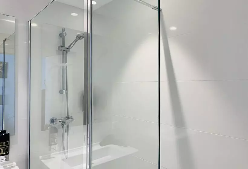 اتاق استاندارد یک نفره, Miramar