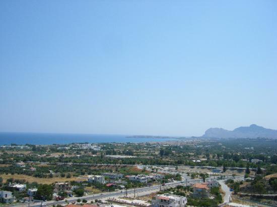 غرفة قياسية, Rodos Star