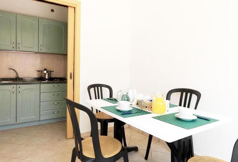 דירת שני חדרים, Villaggio Le Palme