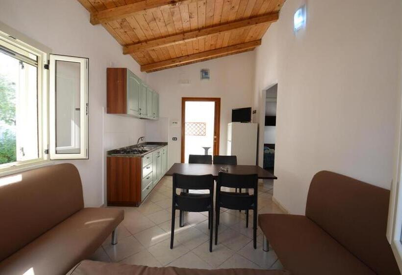 בית, 2 חדרי שינה, Villaggio Le Palme