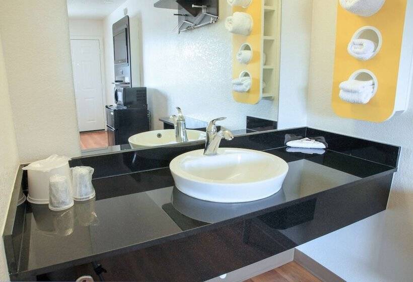 غرفة بريميوم رباعية, Motel 6 Old Town Scottsdale Fashion Square